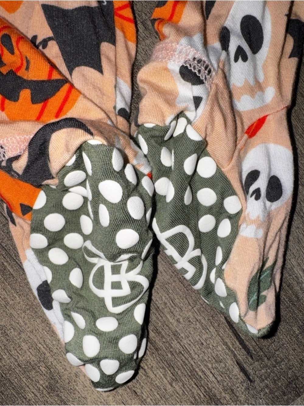 Little Bum Bums OG Halloween Pumpkins Bats Bamboo Footie 6-9M Retired Rebrand - Picture 9 of 9